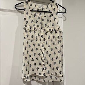 Forever 21 Sleeveless Blouse! Size Medium!!